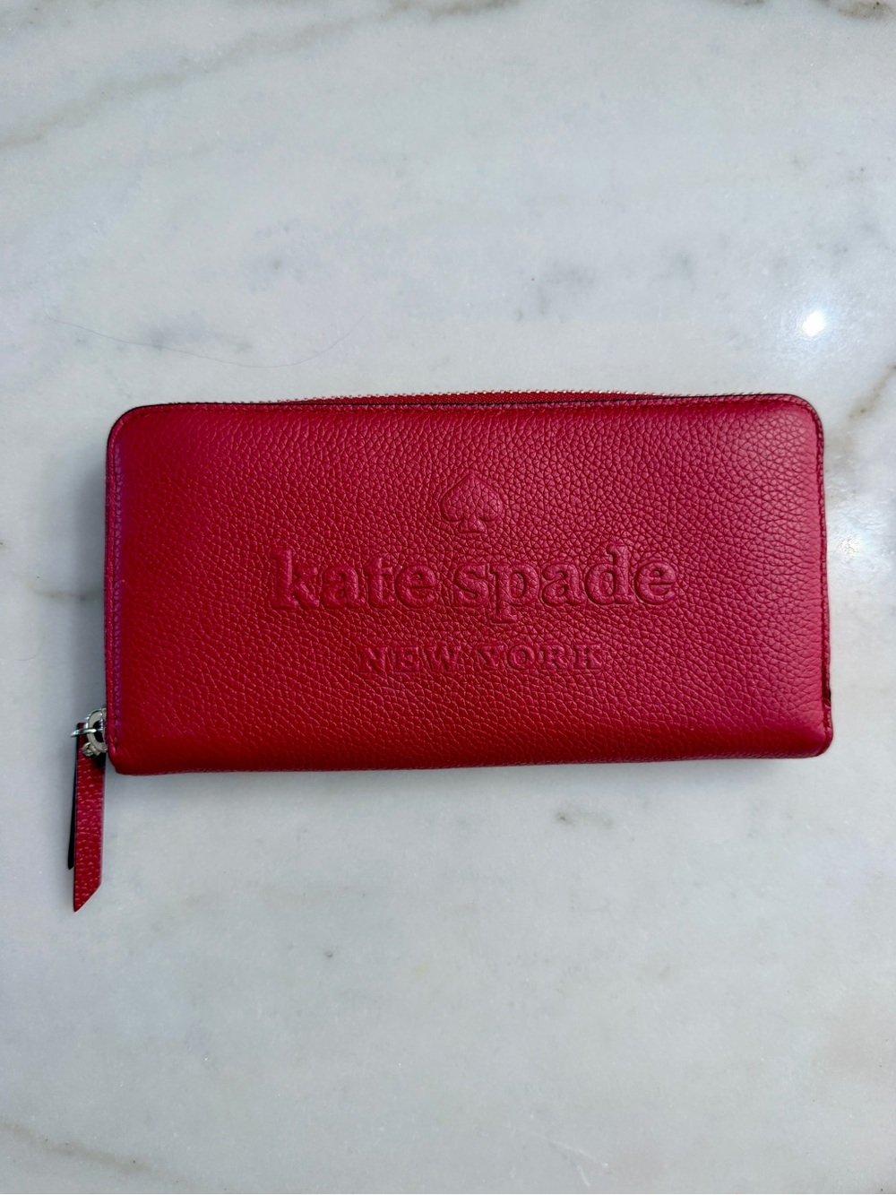 Kate Spade large picnic red Larchmont Avenue continental wallet size large